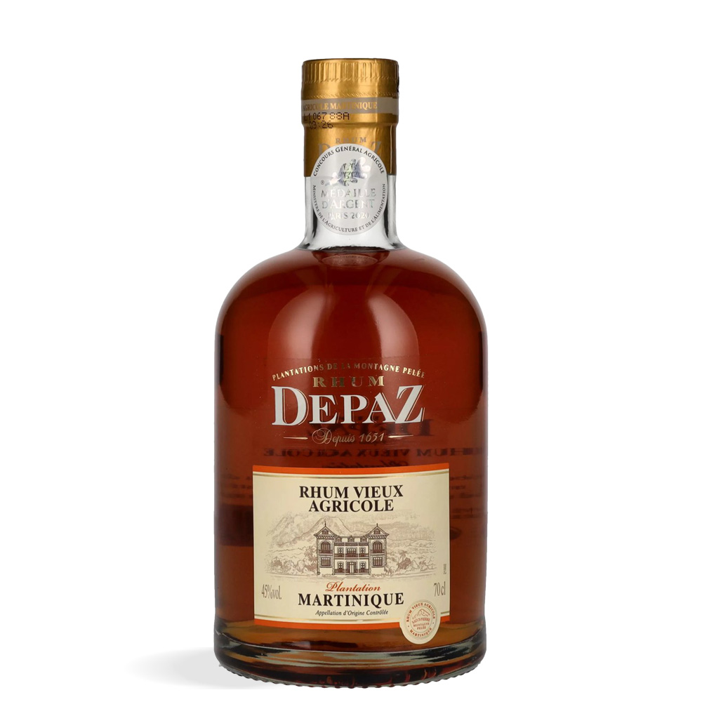 Boca Depaz Rhum Vieux Agricole Plantation 0,7L s etiketom i zlatnom tekućinom u elegantnom pakiranju