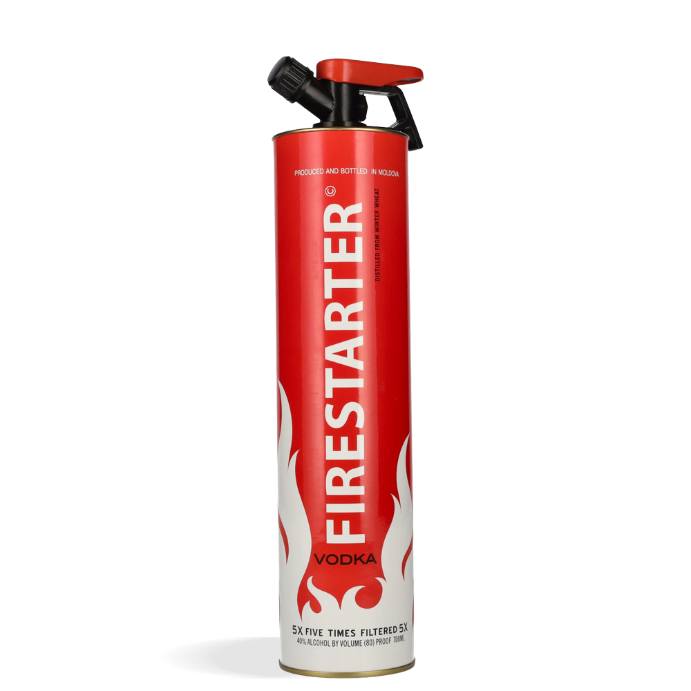 Boca Firestarter Premium Vodka od 0,7 l u prepoznatljivoj crvenoj boci oblika vatrogasnog aparata
