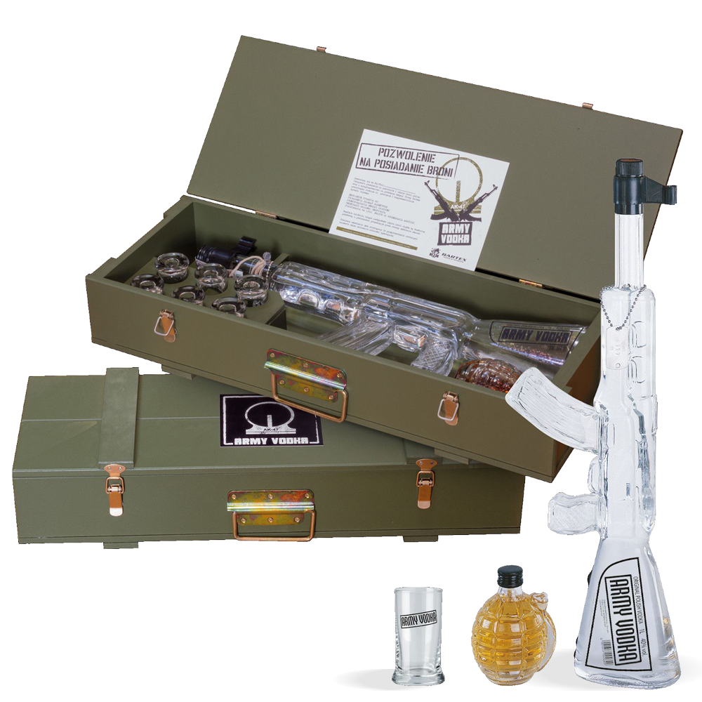 Red Army Vodka poklon set u drvenom sanduku s bocom u obliku AK-47 od 1l, biljnim likerom u obliku granate 0d 0,2l i šest čaša