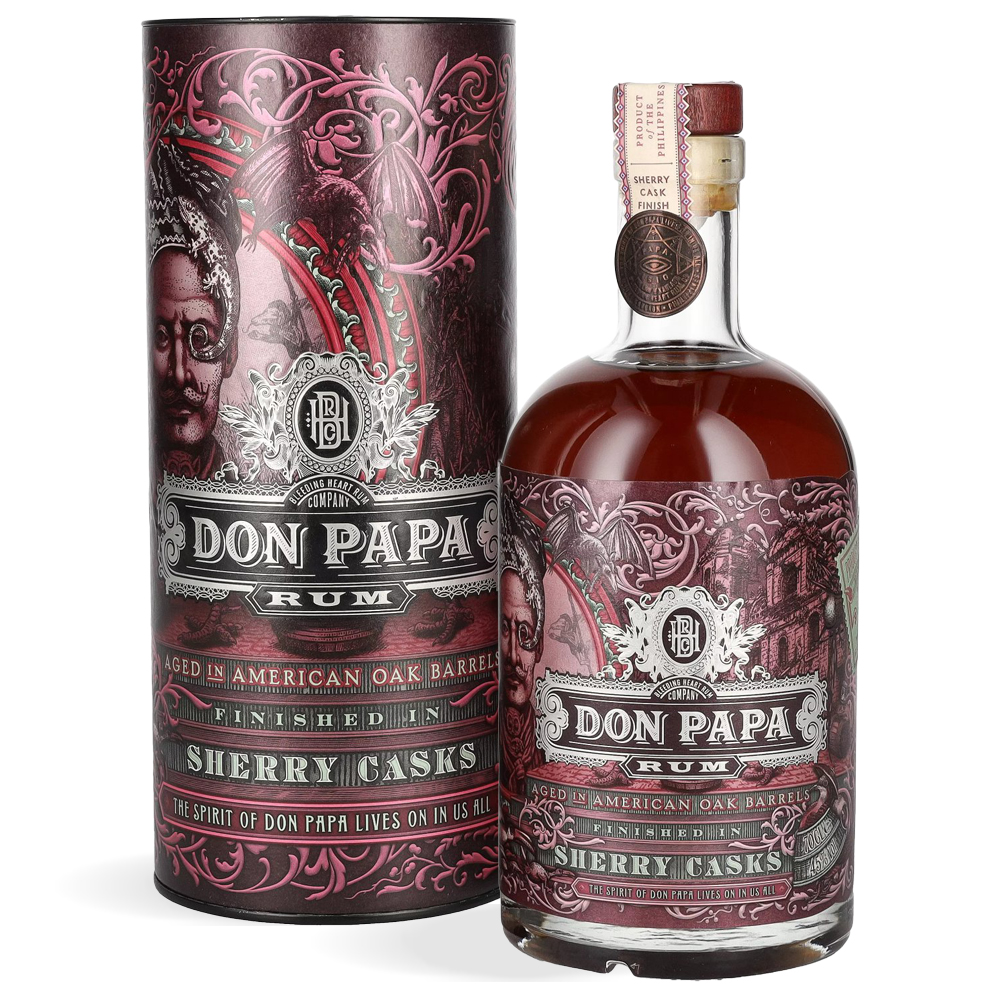 Don Papa Sherry Casks Rum 0,7 L u elegantnoj tamnoj boci s ukrašenom etiketom i luksuznom poklon kutijom.