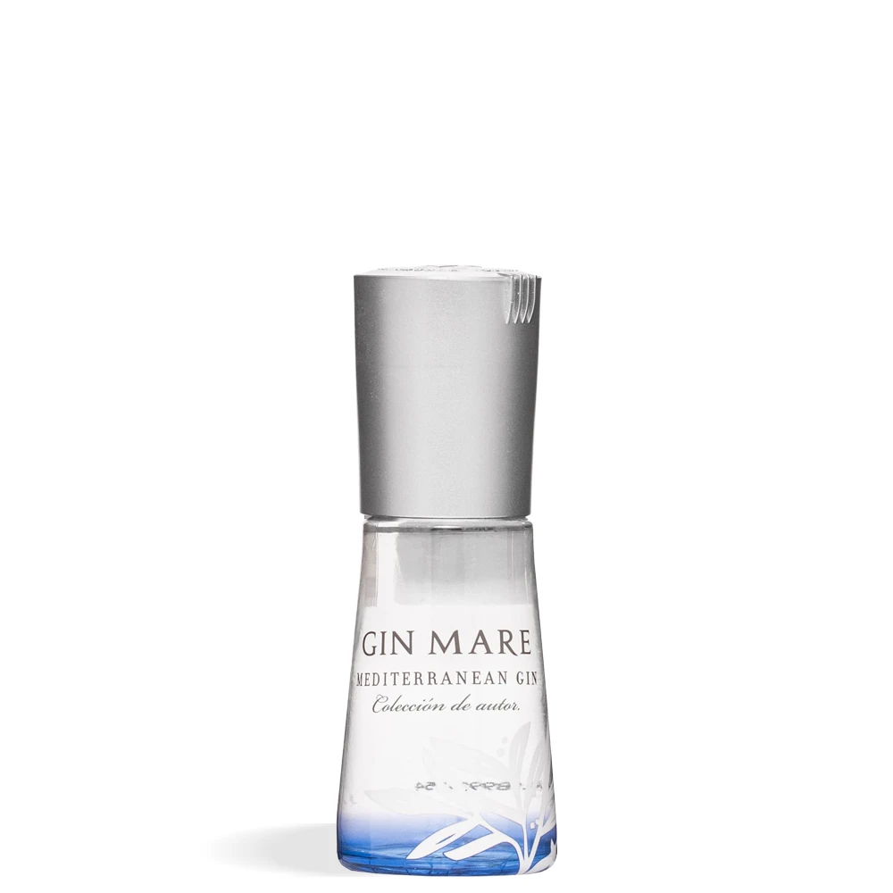 Boca Gin Mare Mediterranean Gin 0,1 L minijatura prikazana uz plavu etiketu i elegantnu prezentaciju u malom formatu.