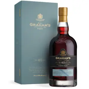 Graham’s 40 Years Old Tawny Port boca 0,75 L u elegantnoj tamnoj boci s profinjenom etiketom i luksuznom poklon kutijom.
