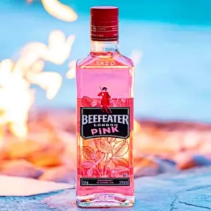 Boca Beefeater pink gina na rozo-plavoj podlozi